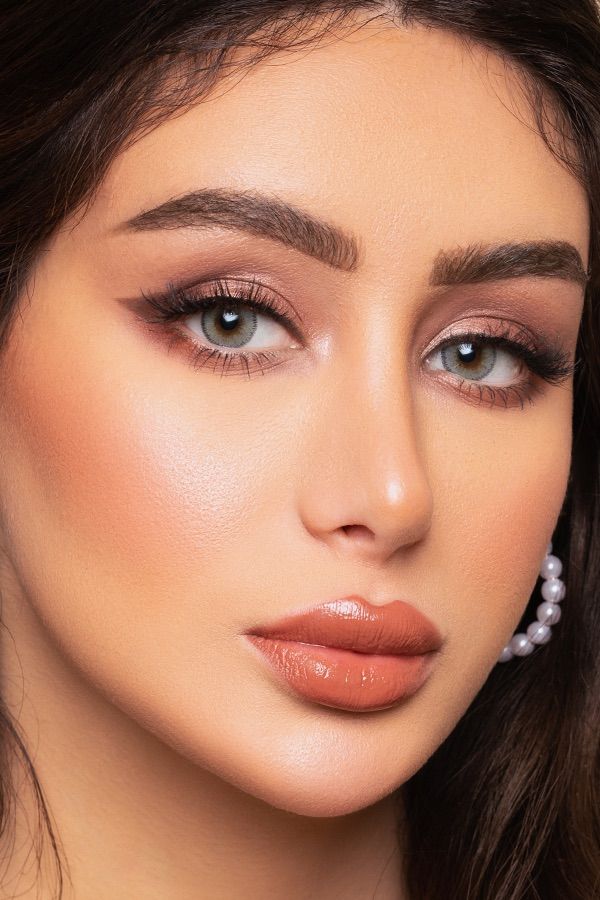 Jolie, Genesis, Crystal Gray