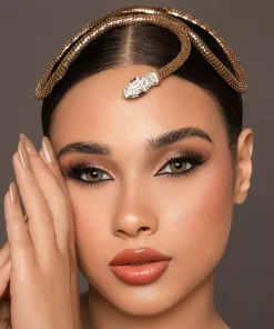 Buy Nola DYE Contact Lenses Ewink Kuwait Gulf Middle East اشترى عدسات نولا دى واى اى الكويت و الخليج الشرق الاوسط اى وينك